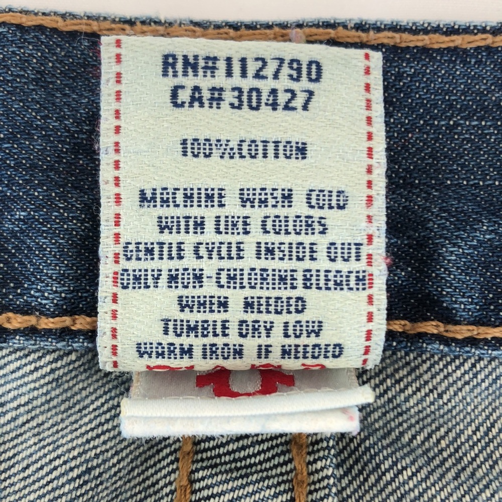 True Religion Riley Shorts - Picture 4 of 9